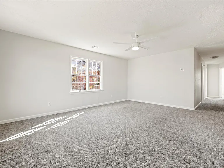 2725 Kent Dr — Photo 14