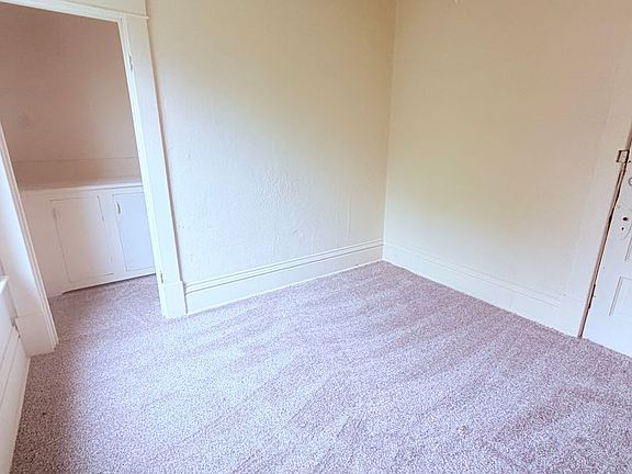 2nd image of 220 5th Ave SW APT 2