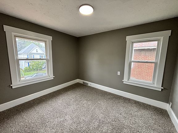 5th image of 330 Columbus Ave NW