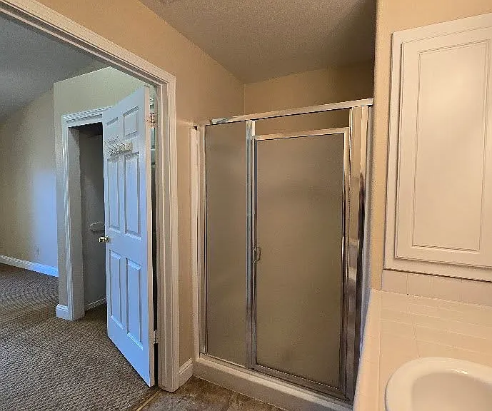8836 N Del Mar Ave — Photo 24