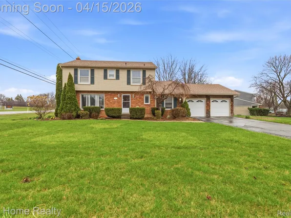 25982 Kilreigh Dr, Farmington Hills, MI 48336