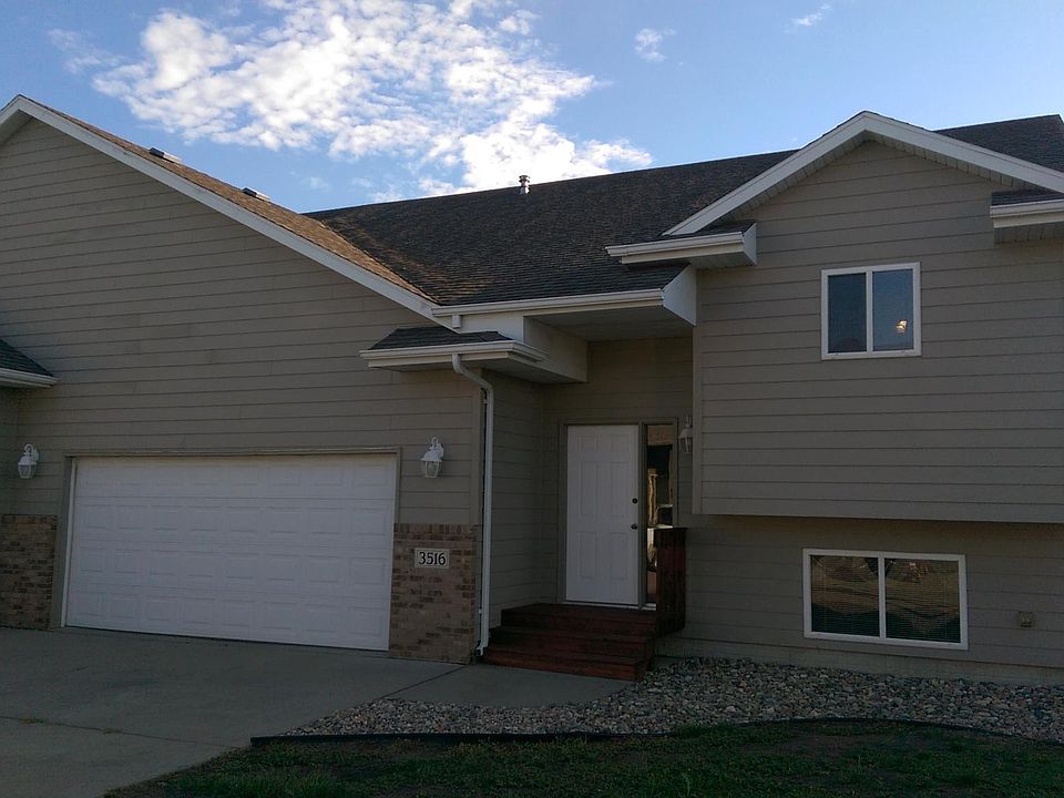 1st image of 3502 W Hughes Pl
