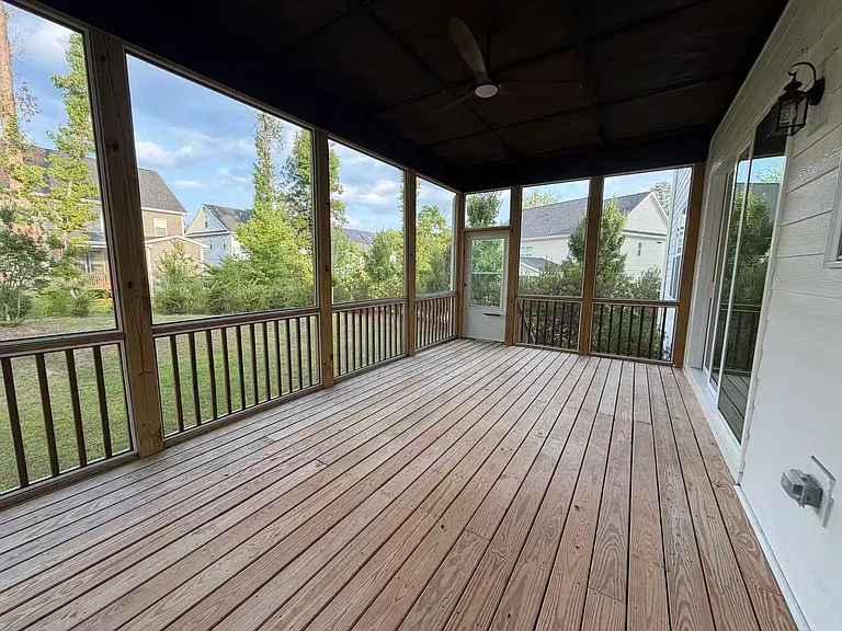 421 Candlebrook Ln — Photo 10