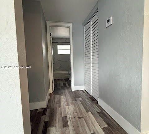 4th image of 1532 SW 5th Pl APT D