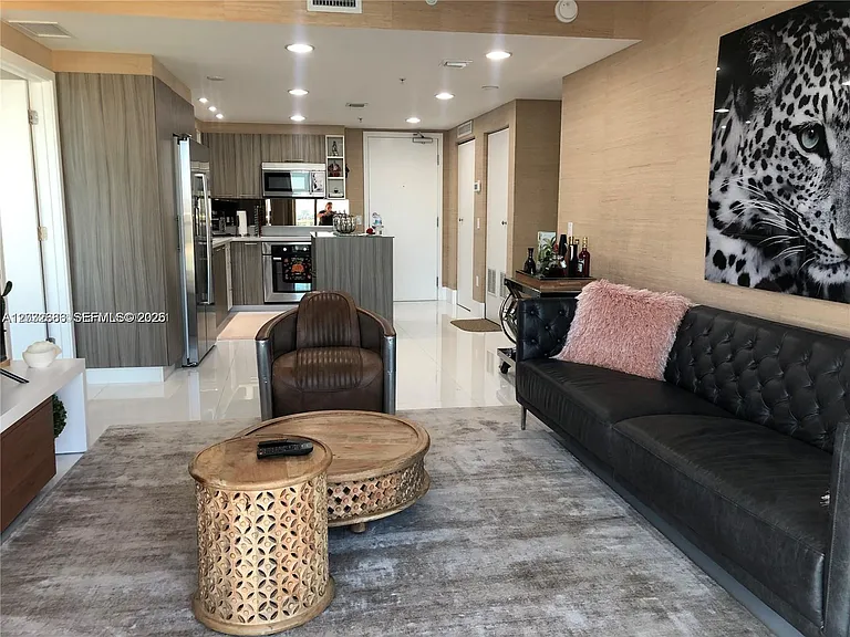 6700 Indian Creek Dr #904 — Photo 4