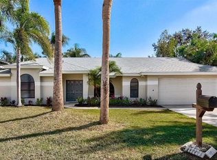 7971 Glenbrooke Ln, Sarasota, FL 34243