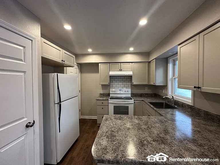 4926 Madison Ave — Photo 5
