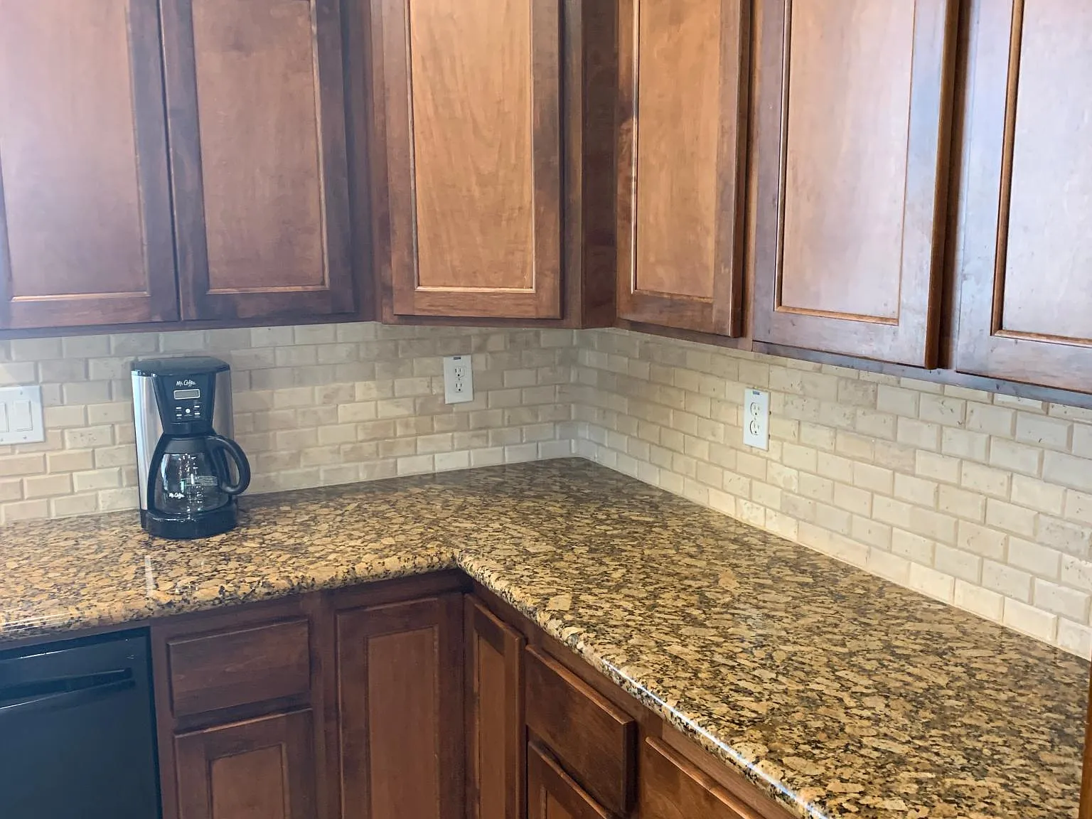 3 bed, 1770 sqft, $2,600 — Photo 4
