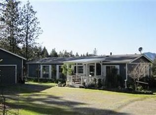 652 Hyde Park Rd, Grants Pass, OR 97527