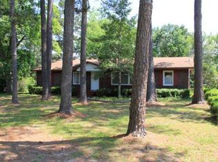 1103 N Pinetree Blvd, Thomasville, GA 31792