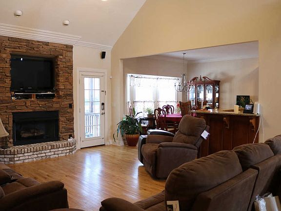 4th image of 1462 Manassas Dr