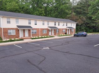 301 E Lake Dr #8, Mocksville, NC 27028