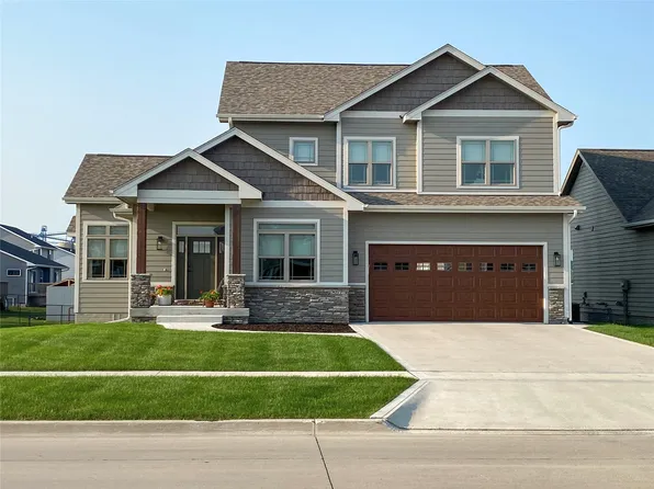 307 Aspen Dr NE, Bondurant, IA 50035
