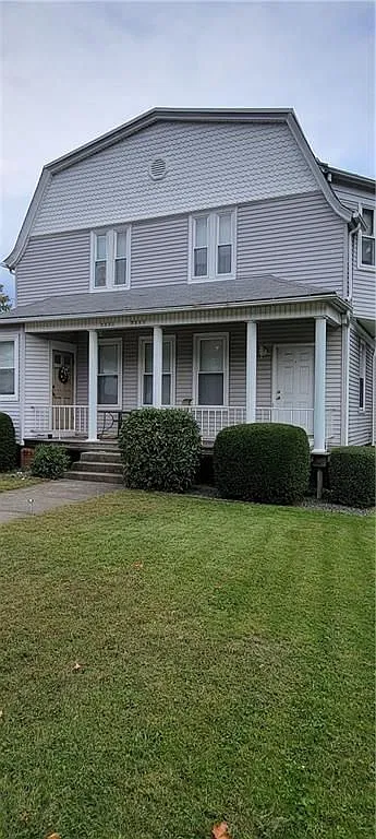 2215 Cranston St — Photo 1