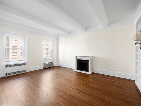 969 Park Avenue image 1 of 12