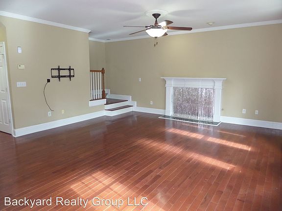 4th image of 2960 Nestle Creek Dr