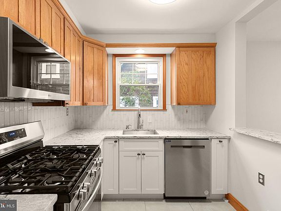 3rd image of 5204 Catalpha Rd