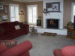 4th image of 2610 La Quinta Dr