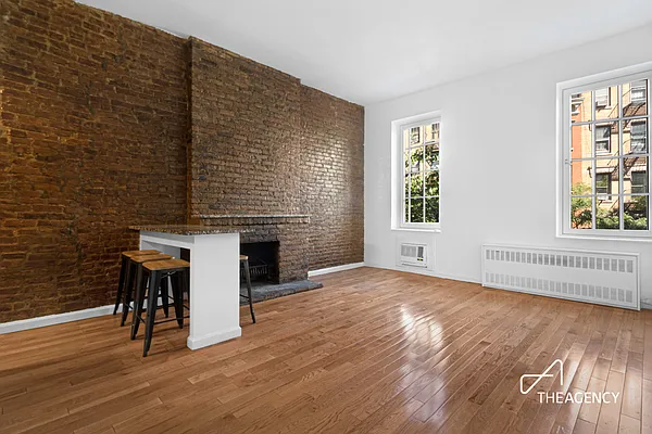 Rented by The Agency | media 4