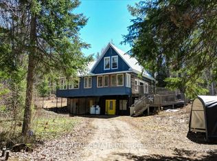 735 Smaglinski Stoppa Pkwy, Madawaska Valley, ON K0J 2N0
