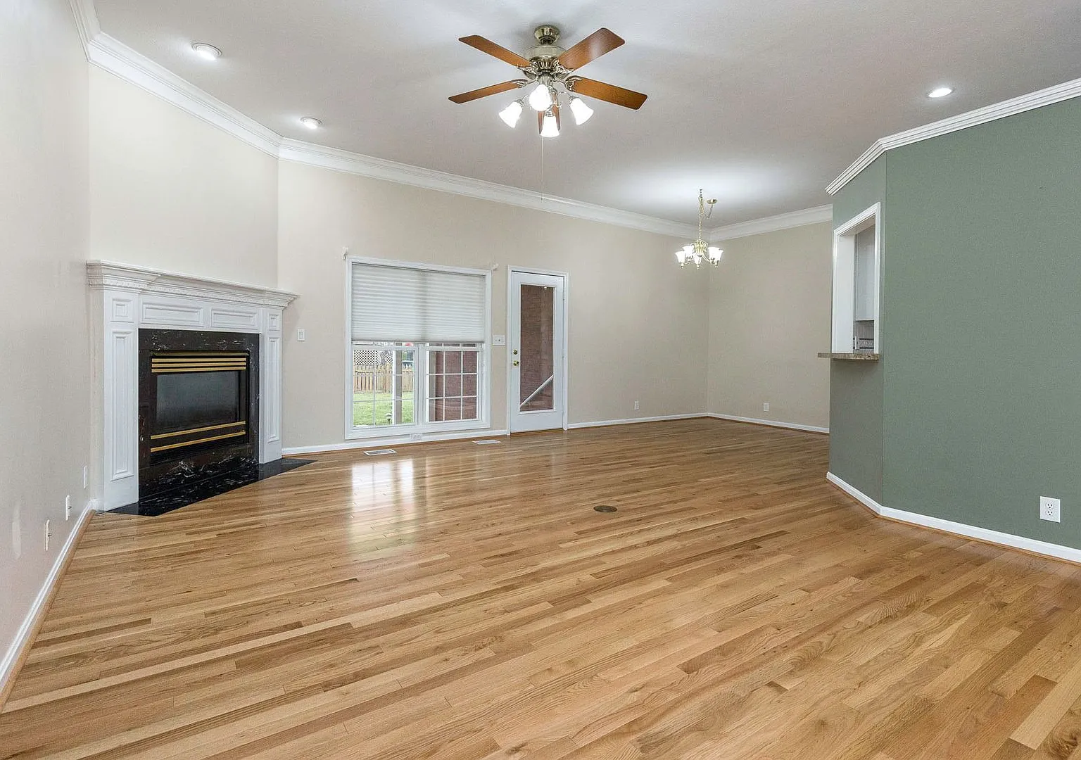 10005 Brighton Springs (Fern Creek) — Photo 3