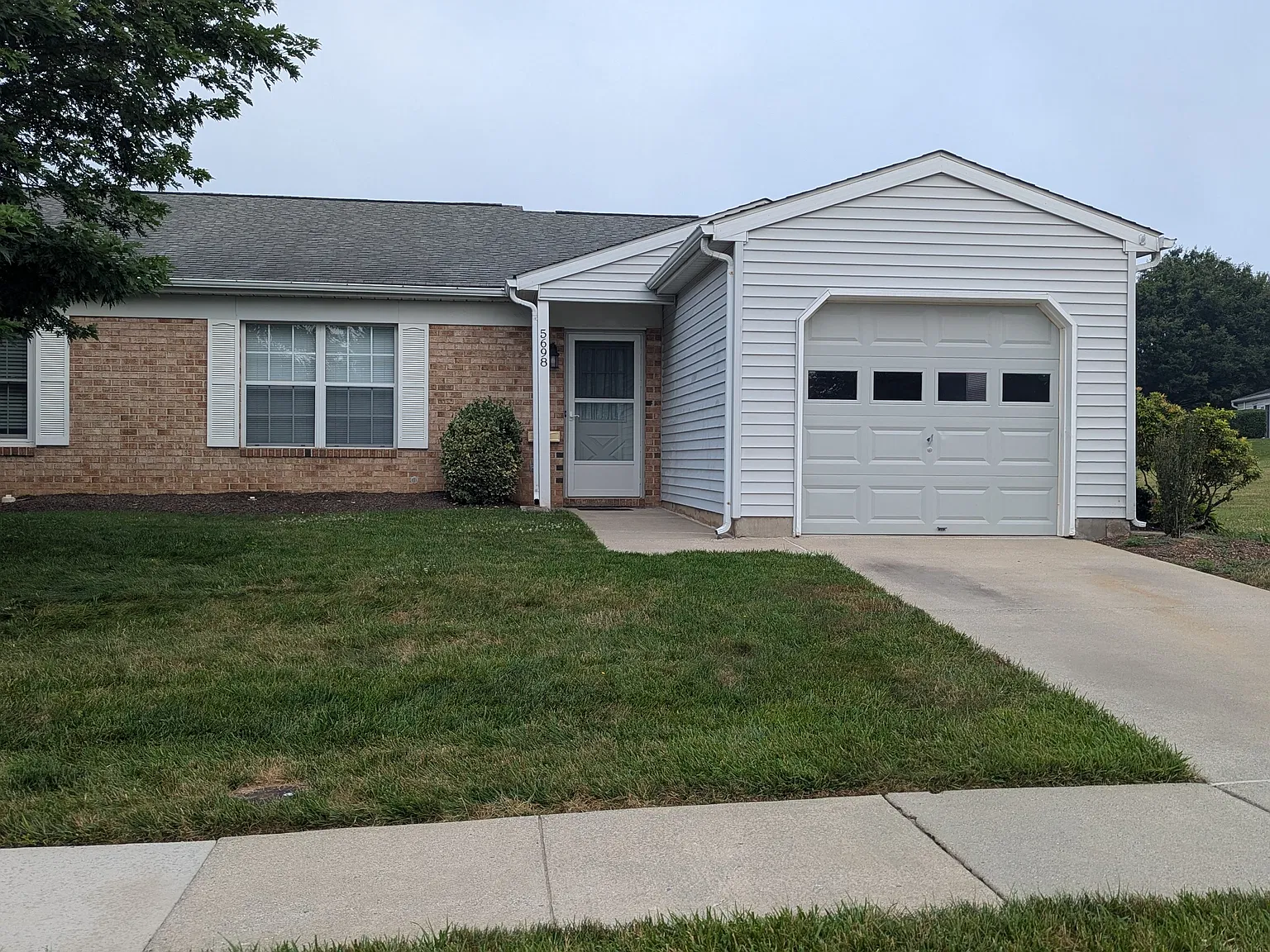 2 bed, 1148 sqft, $1,800 — Photo 1