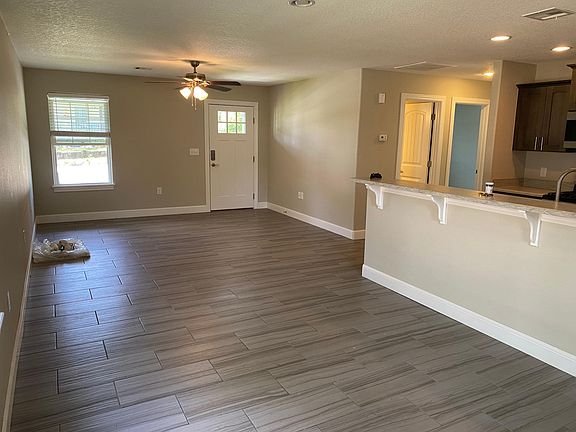 5th image of 720 Prospect Ave
