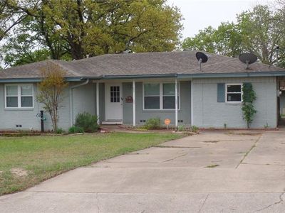 604 Lee St, Sulphur Springs, TX, 75482