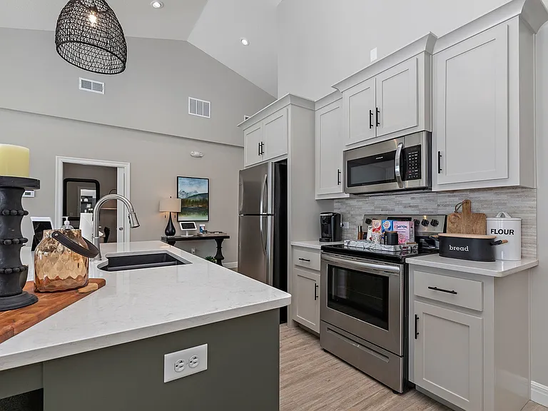 Clubhouse Kitchen
