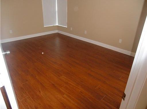 2nd image of 4571 Amherst Cir