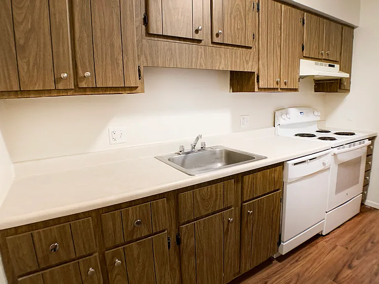 Concord Woods Apartments — Photo 32