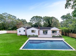 69 Bay Ave W, Hampton Bays, NY 11946
