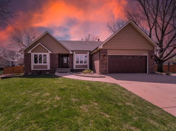 2225 N Gentry Ln, El Dorado, KS 67042