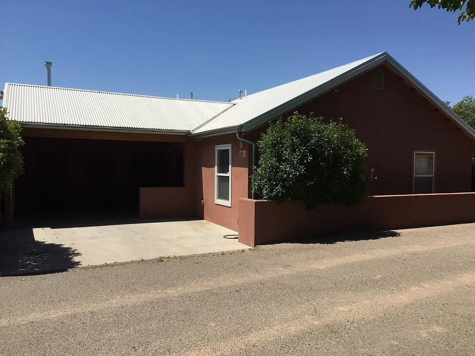 309 Rio Grande Blvd NW