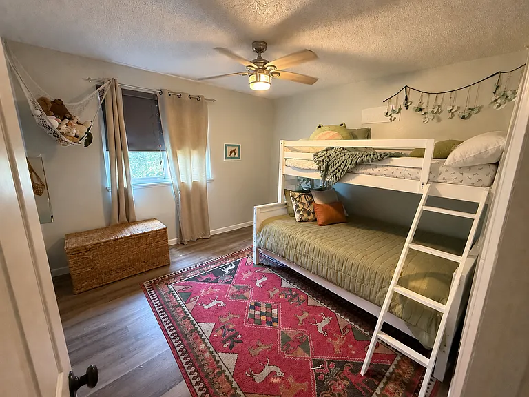 801 Wagonwheel Dr — Photo 8