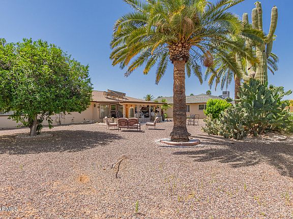 4th image of 10742 W SARATOGA Circle