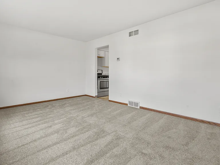 11208 W Forest Home Ave #11210 — Photo 14