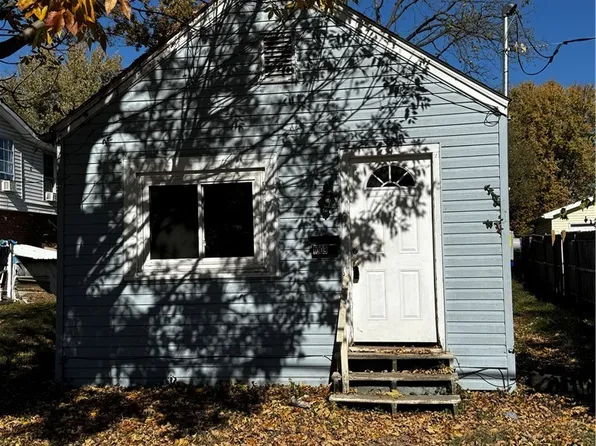 1009 W Harrison Avenue, Clarksville, IN 47129