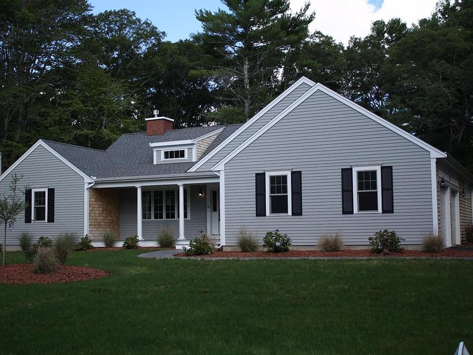 1st image of 17 Pinecrest Drive