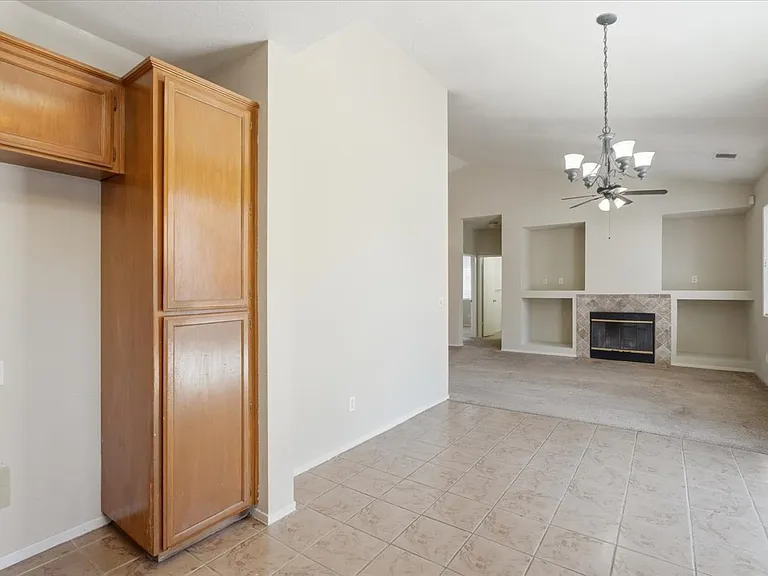 9386 Laguna Pointe Way — Photo 18