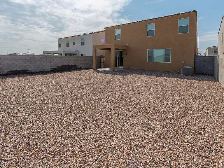 7243 N 125th Dr — Photo 2