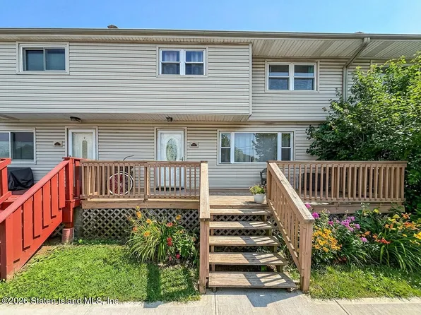 537 Willow Rd E #1, Staten Island, NY 10314