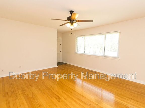 2nd image of 833 Ashland Ter #B