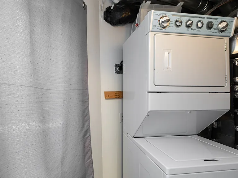 16 Laidlaw St #1704-80 — Photo 14