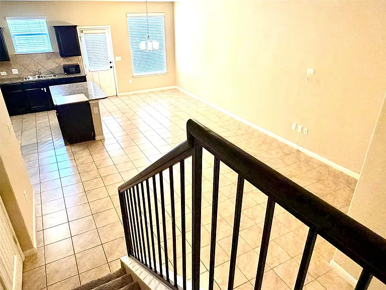 601 Katmai Cir — Photo 26