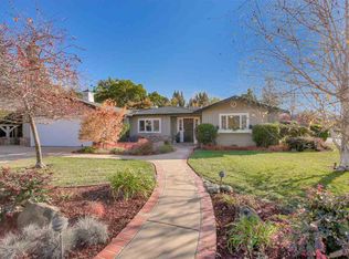 1060 Sanders Dr, Moraga, CA 94556