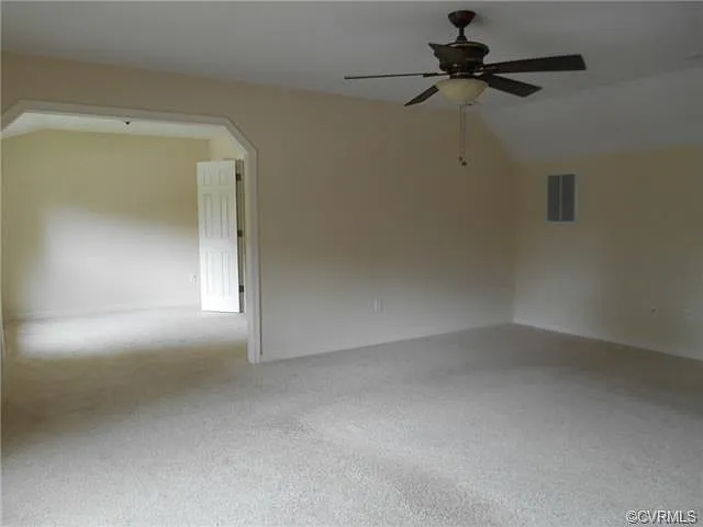 9302 Woodcrest Rd — Photo 11