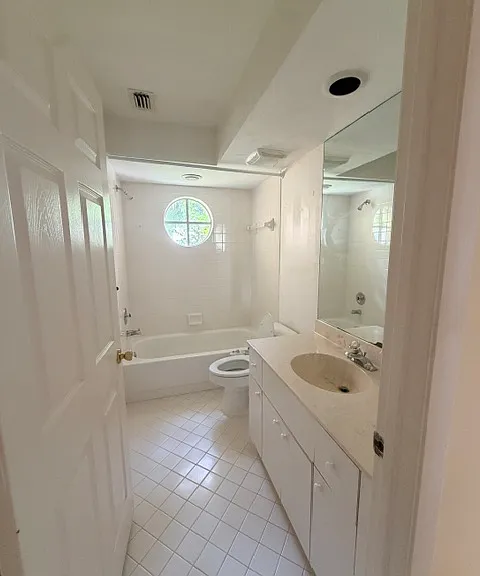 1065 Siena Oaks Cir E — Photo 4