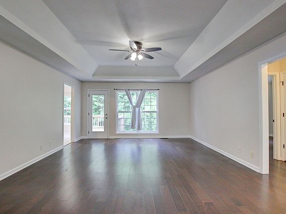 4th image of 341 Brook Mead Dr