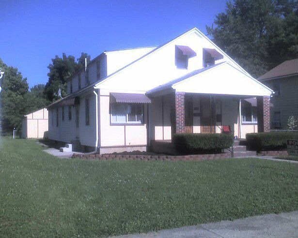 2nd image of 449 Gramont Ave